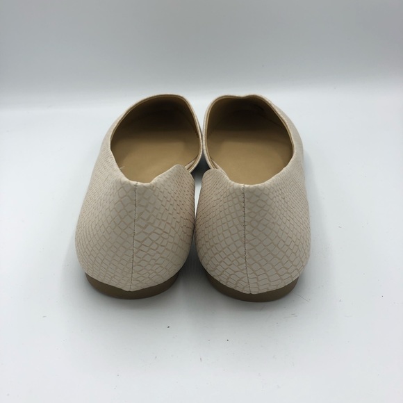 City Classified | D’Orsay Beige Snake Skin Flat - Picture 6 of 8